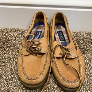Sperry loafer